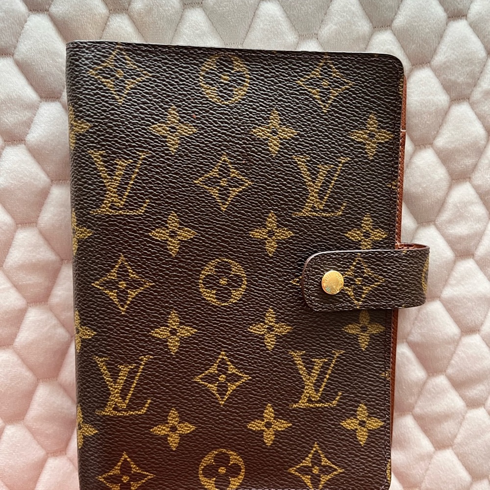Authentic Louis Vuitton Agenda